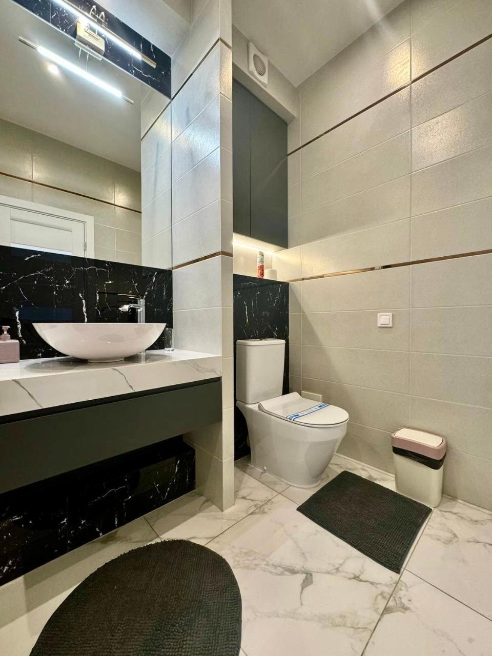 Apartpoltava Premium Дизайн Закритий Жк Пилипа Орлика 26 Exteriör bild